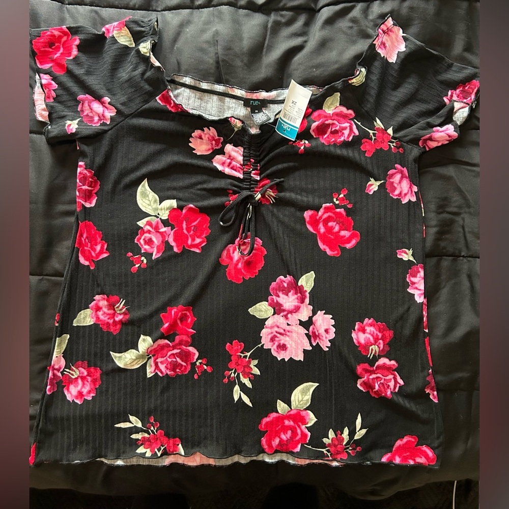 Floral top